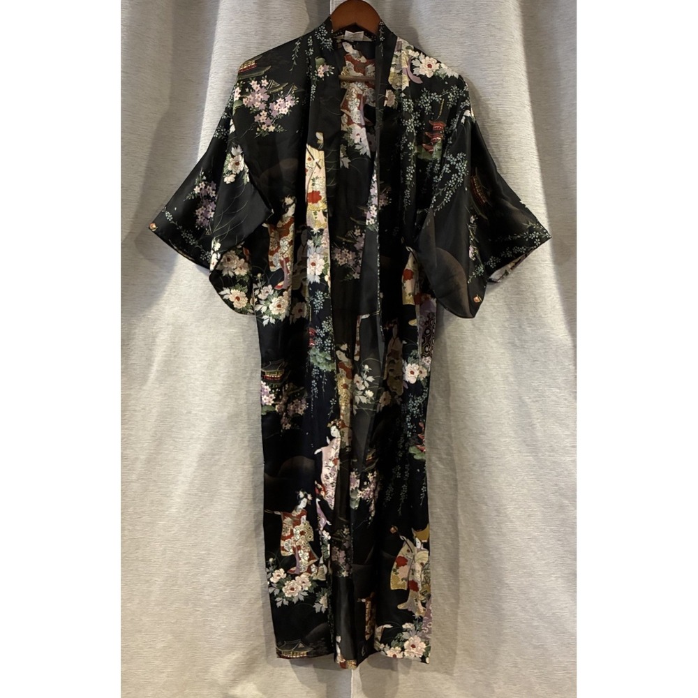 VTG Japanese Kimono Womens Size 50‎ Black Colorful Floral Print Robe Kimono